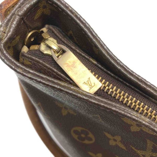 4 Louis Vuitton Monogram Looping GM Shoulder Bag