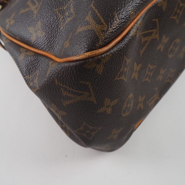 4 Louis Vuitton Batignolles Horizontal Shoulder Bag Monogram Canvas Brown