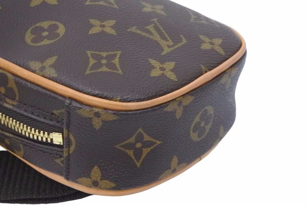 48747 5 Louis Vuitton Shoulder Bag Pochette Monogram