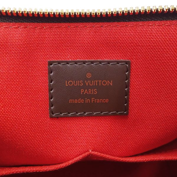 5 Louis Vuitton Damier Shoulder Bag