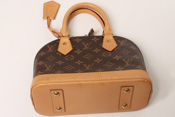 5 Louis Vuitton Monogram Alma BB 2way Bag