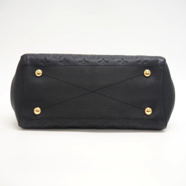 5 Louis Vuitton Montaigne MM Monogram Emplant Handbag Black