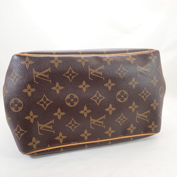 5 Louis Vuitton Monogram Batignolles Tote Bag