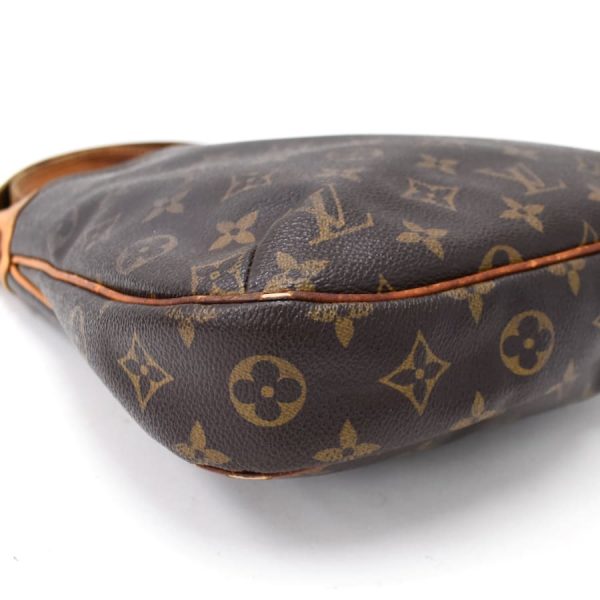 5000001884121294 5 Louis Vuitton Odeon PM Monogram Shoulder Bag