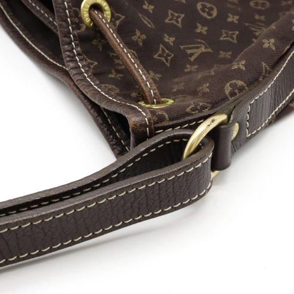 6 Louis Vuitton Monogram Minilan Noe Shoulder Bag