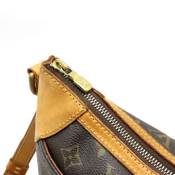 6 Louis Vuitton Monogram Odeon MM Shoulder Bag