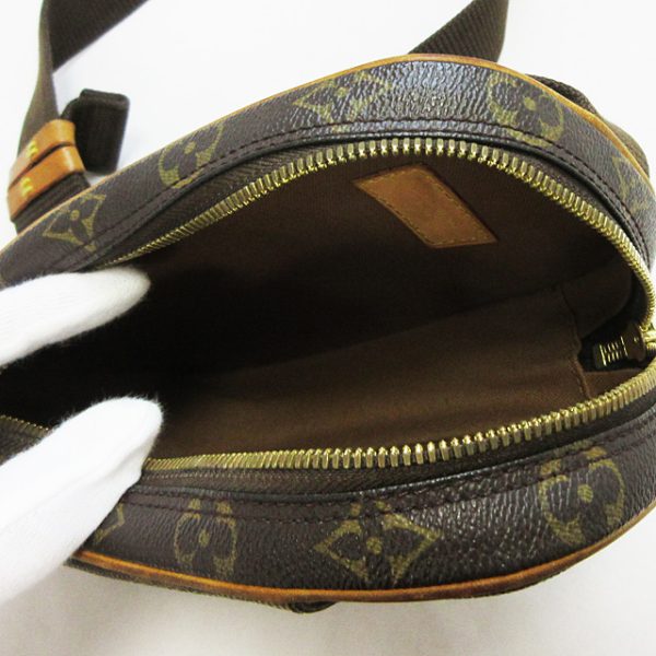 6 Louis Vuitton Pochette Ganju Monogram Body Bag