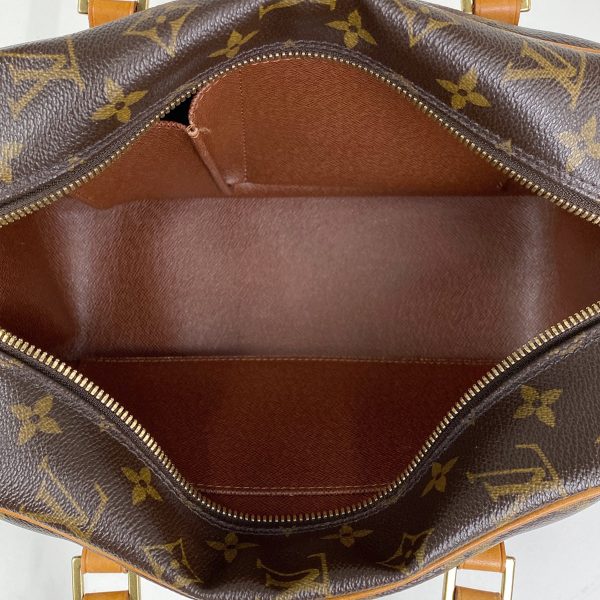 6 Louis Vuitton Cite MM Shoulder Bag Monogram