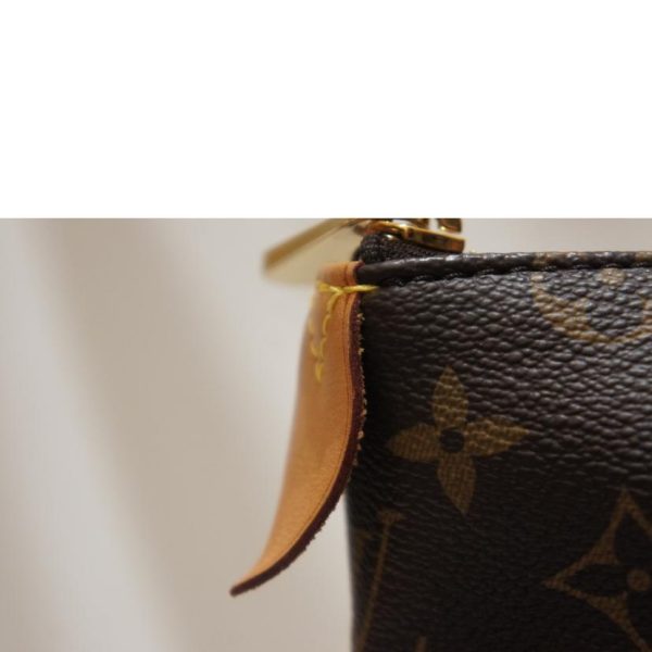 6 Louis Vuitton Totally MM Monogram