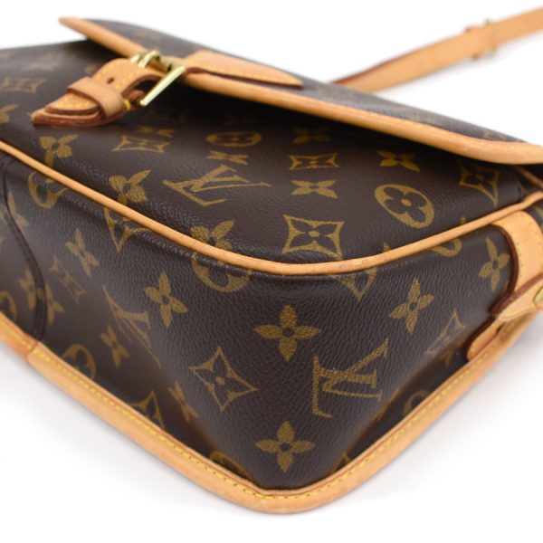 6 Louis Vuitton Sologne Crossbody Shoulder Bag Monogram