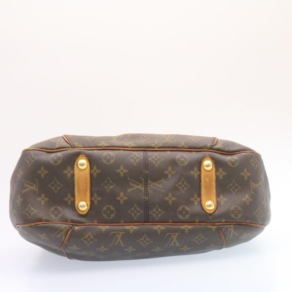 6 Louis Vuitton Galliera PM Shoulder Bag Monogram