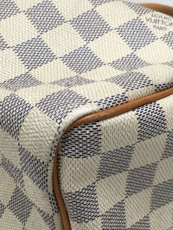 6 Louis Vuitton Speedy Handbag Damier Azur White