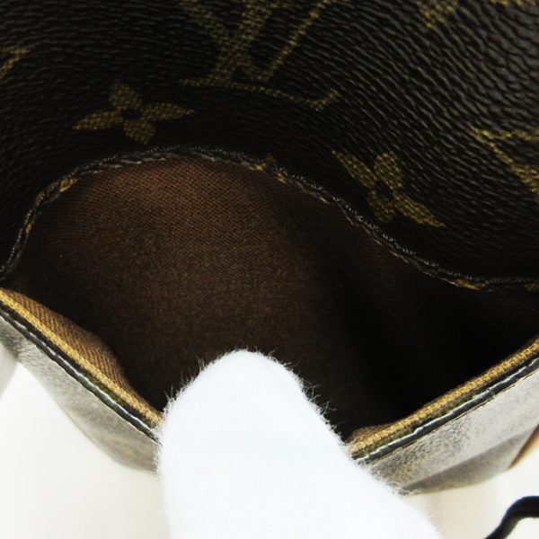 7 Louis Vuitton Pochette Ganju Monogram Body Bag