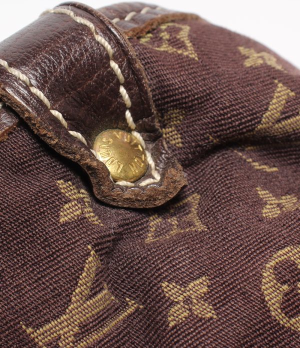 7 Louis Vuitton Shoulder Bag Crossbody Saumur 30 Monogram