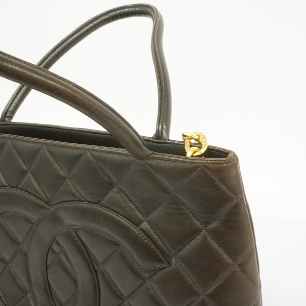 7 Chanel Tote Bag Lambskin Black