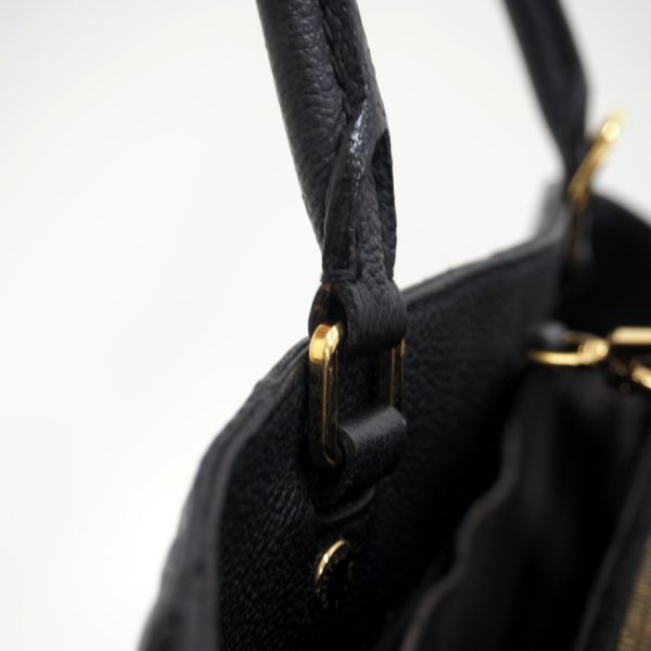 7 Louis Vuitton Montaigne MM Monogram Emplant Handbag Black