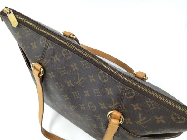 7 Louis Vuitton Tote Bag Totally MM Monogram