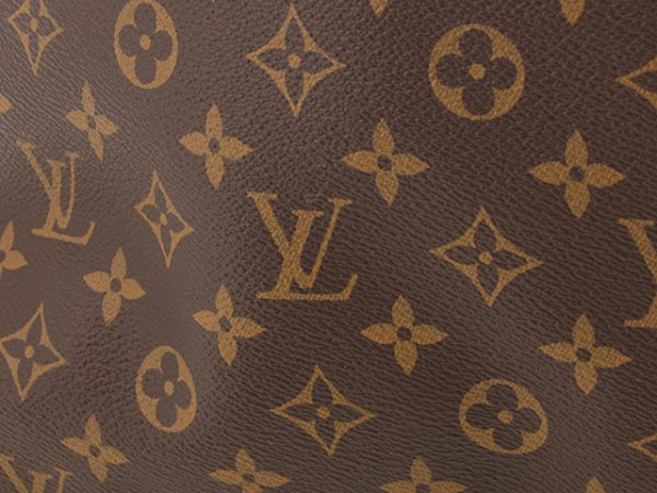 7 Louis Vuitton Artsy MM Monogram Handbag