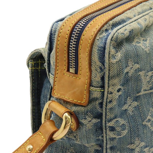 7 Louis Vuitton Monogram Denim Camera Bag Shoulder Bag