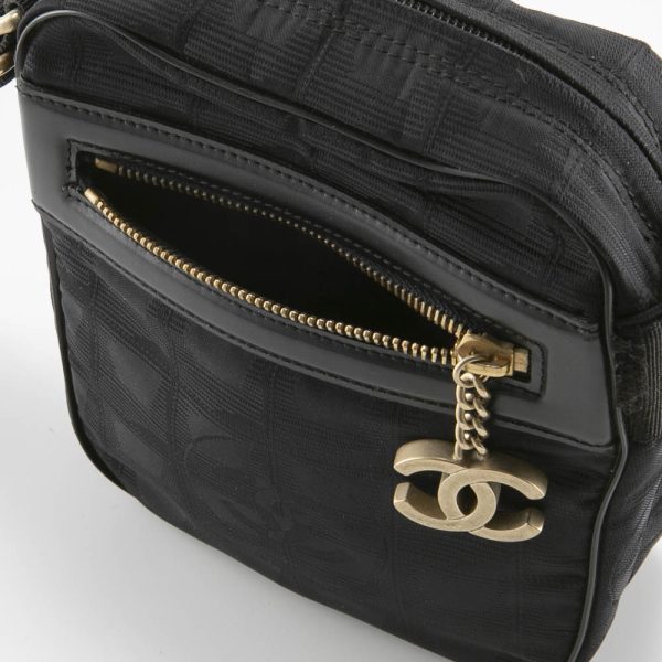 7 Chanel Shoulder Bag Travel Line Pochette