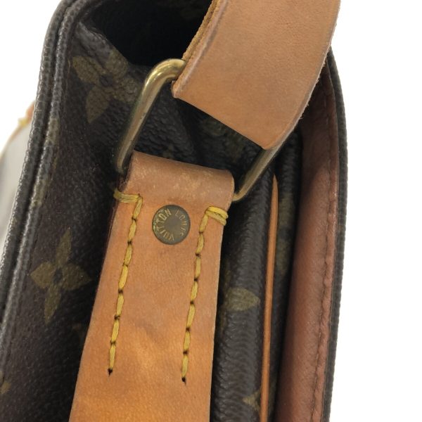 8 Louis Vuitton Cartesier MM Shoulder Bag In Monogram Canvas