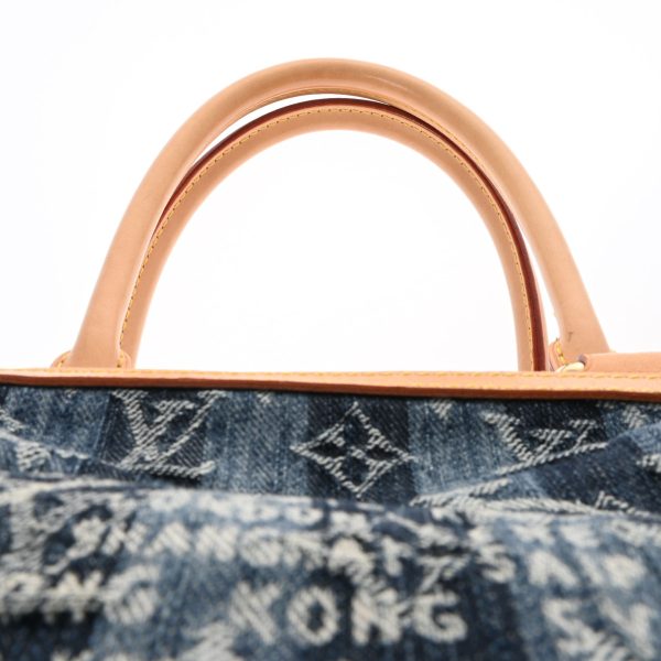 800000108101000 4 Louis Vuitton Denim Raye Cabas GM Shoulder Bag