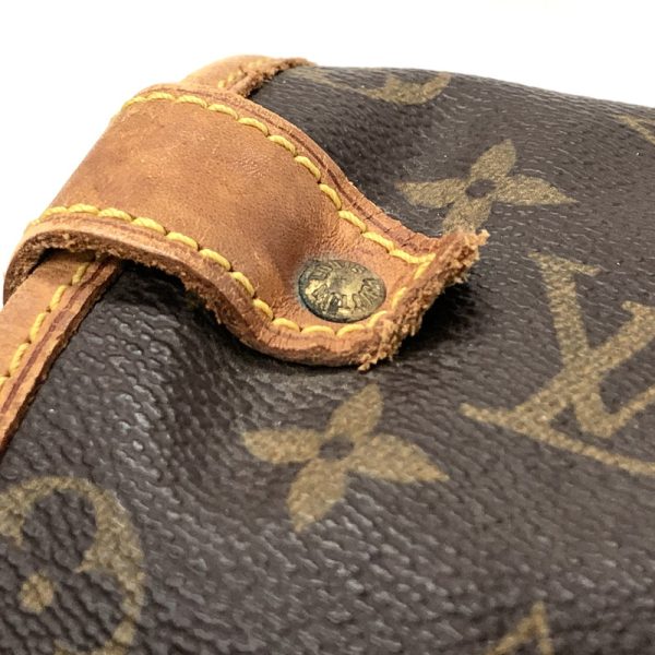 9 Louis Vuitton Monogram Saumur 35 Shoulder Bag