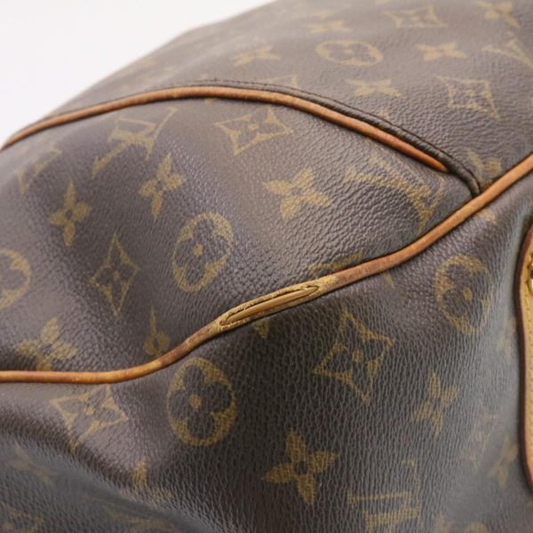 9 Louis Vuitton Galliera PM Shoulder Bag Monogram