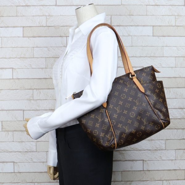 9 Louis Vuitton Totally PM Monogram Tote Bag Brown