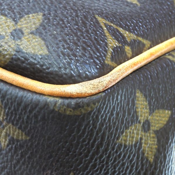 9 Louis Vuitton Batignolles Monogram Brown Handbag Tote Bag