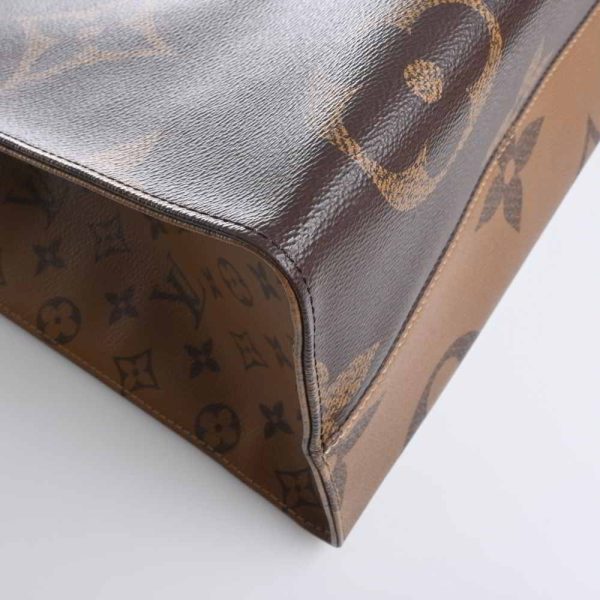 b5022583200001262 4 Louis Vuitton Monogram Reverse Giant On The Go GM Tote Bag