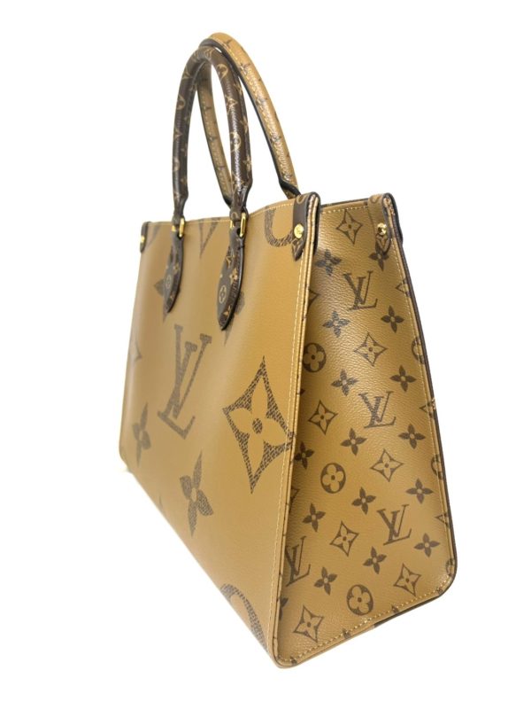 imgrc0075770227 Louis Vuitton Monogram Reverse On The Go MM 2way Tote Bag