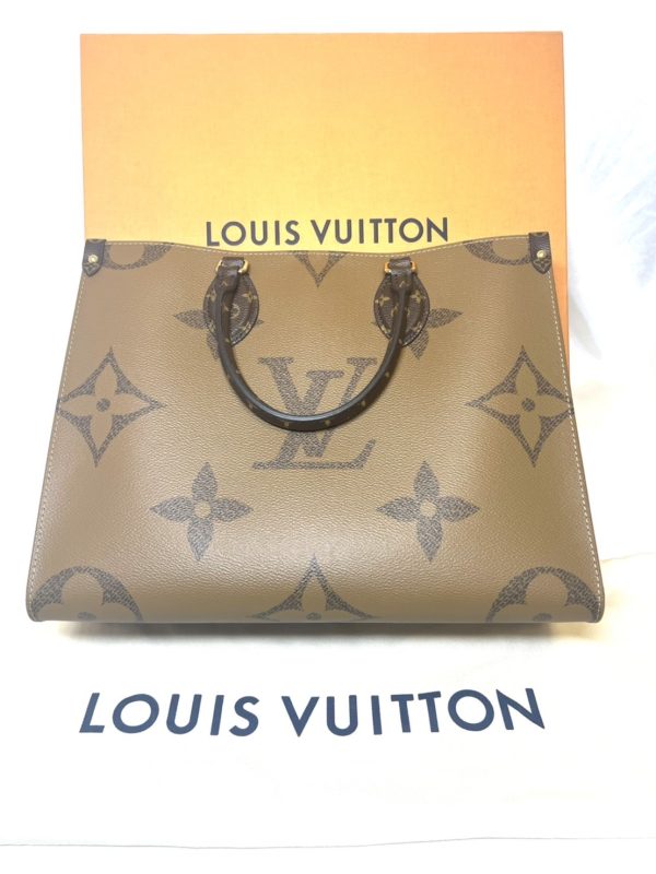 imgrc0075770248 Louis Vuitton Monogram Reverse On The Go MM 2way Tote Bag