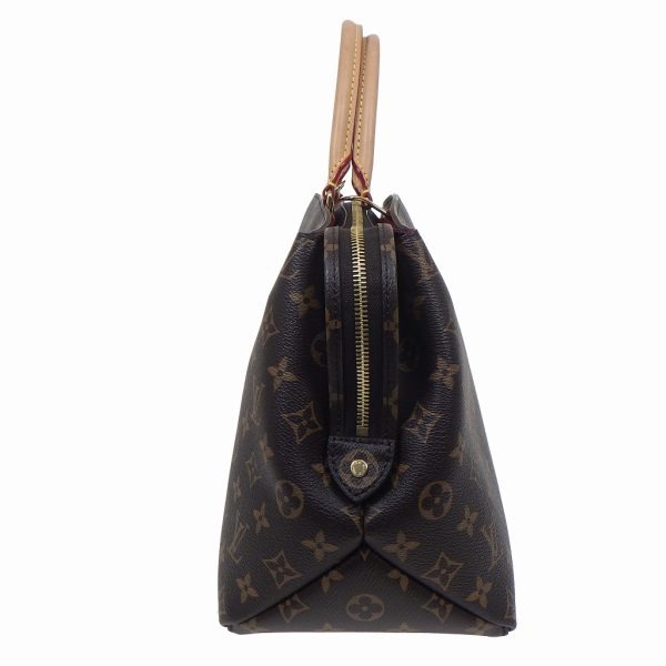 imgrc0090113169 Louis Vuitton Grand Palais MM Monogram Shoulder Bag