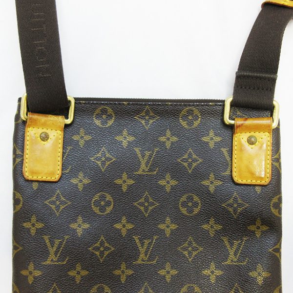 imgrc0093798054 Louis Vuitton Pochette Valmy Monogram Shoulder Bag