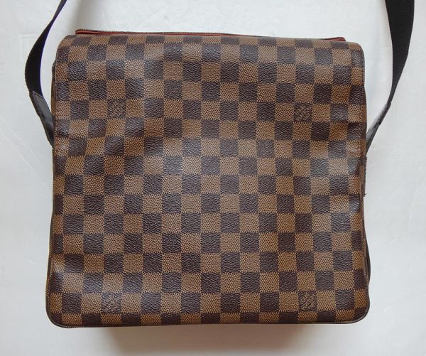 imgrc0095320035 Louis Vuitton Damier Naviglio Diagonal Shoulder Bag