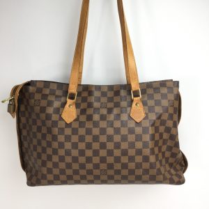 imgrc0107655284 Louis Vuitton Aubagne Damier Shoulder Bag Brown