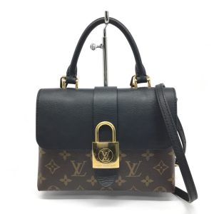 1 Louis Vuitton Lock Me Wallet Noir