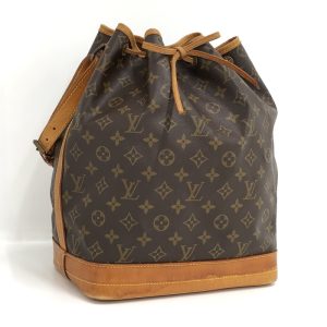 1 Louis Vuitton LockMe Go Tote Bag Calf Leather Quartz Kabuki Black