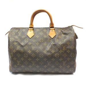 1 Chanel Gold Quilted Calfskin Small Gabrielle Hobo