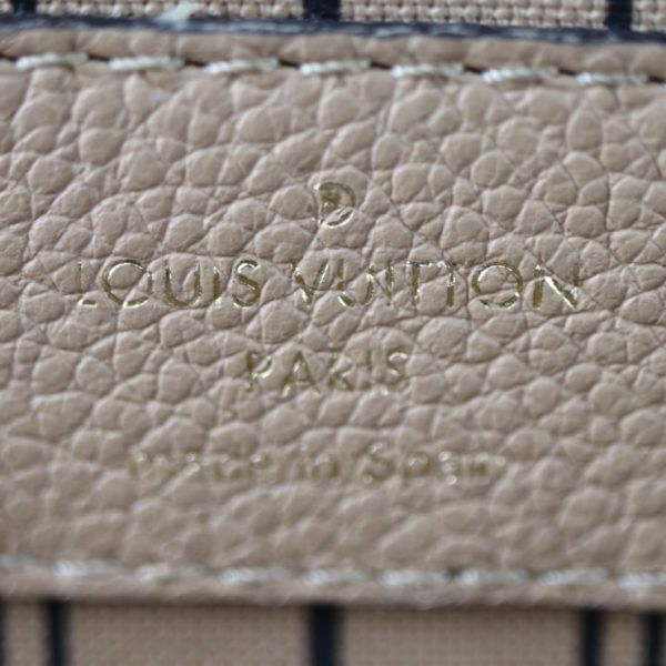 10 Louis Vuitton Pont Neuf MM Handbag Monogram