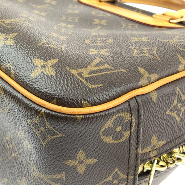 12 Louis Vuitton Monogram Trouville Handbag