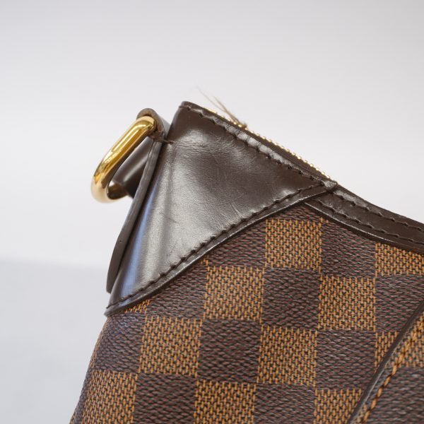 14 Louis Vuitton Shoulder Bag Damier Thames PM