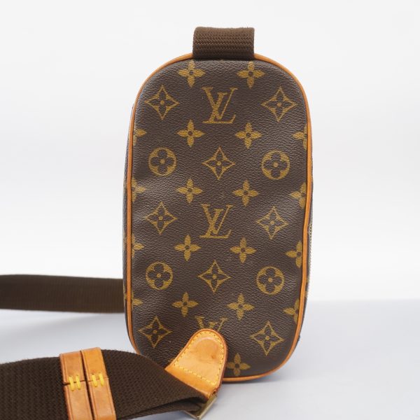 1602163 1993 9 Louis Vuitton Body Bag Monogram Pochette Ganju