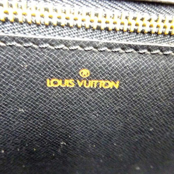 19 Louis Vuitton Biface Handbag Black Epi Leather Black