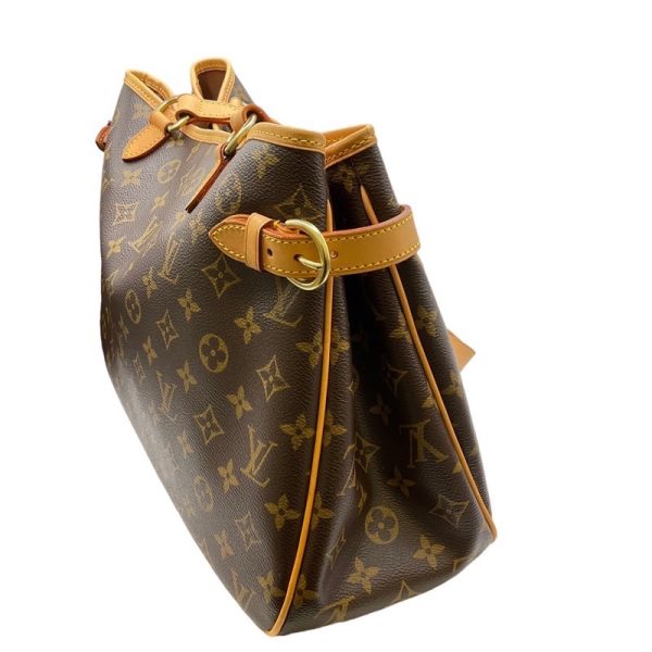 2 Louis Vuitton Batignolles Horizontal Monogram Shoulder Bag