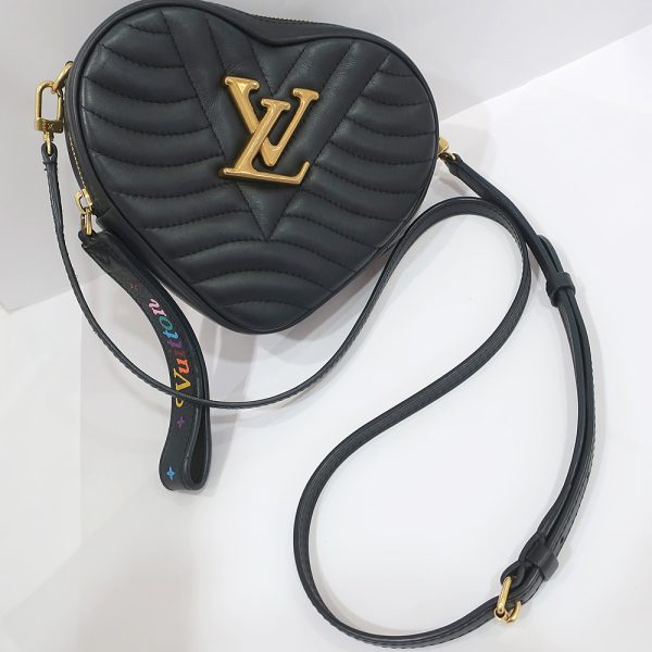 2 Louis Vuitton Heart Bag New Wave Calf Leather 2way Clutch