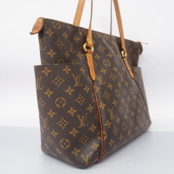 2 Louis Vuitton Tote Bag Monogram Totally MM