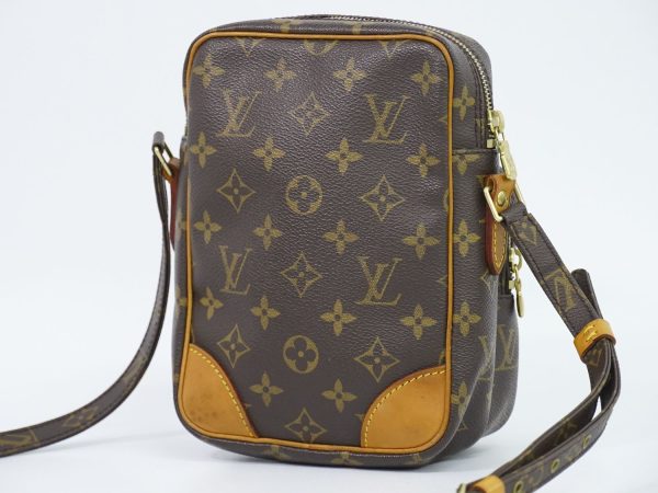 2 Louis Vuitton LV Monogram Shoulder Bag Pochette Brown