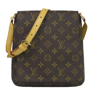 2100010000095726 1 Louis Vuitton Rivera MM Handbag Damier Brown